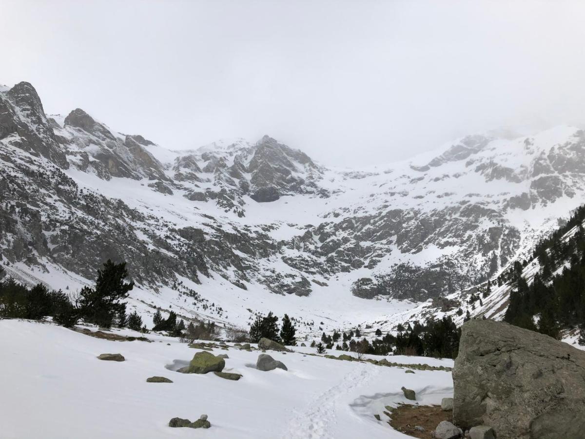 Hostal Pirineos Meliz Bielsa Bagian luar foto